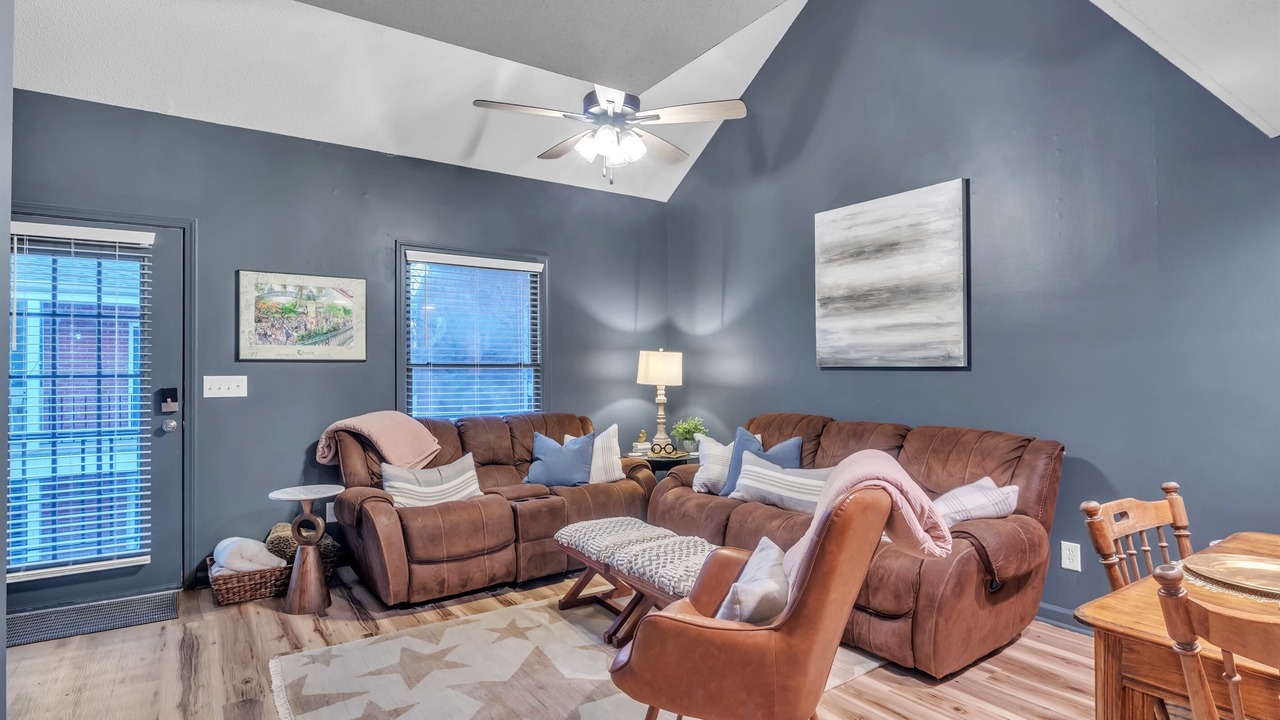 Photo of Livingroom in Starkville