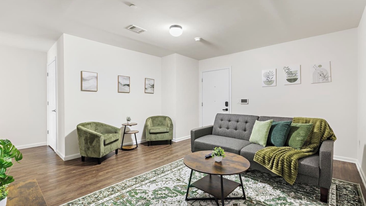 Photo of Livingroom in Newark