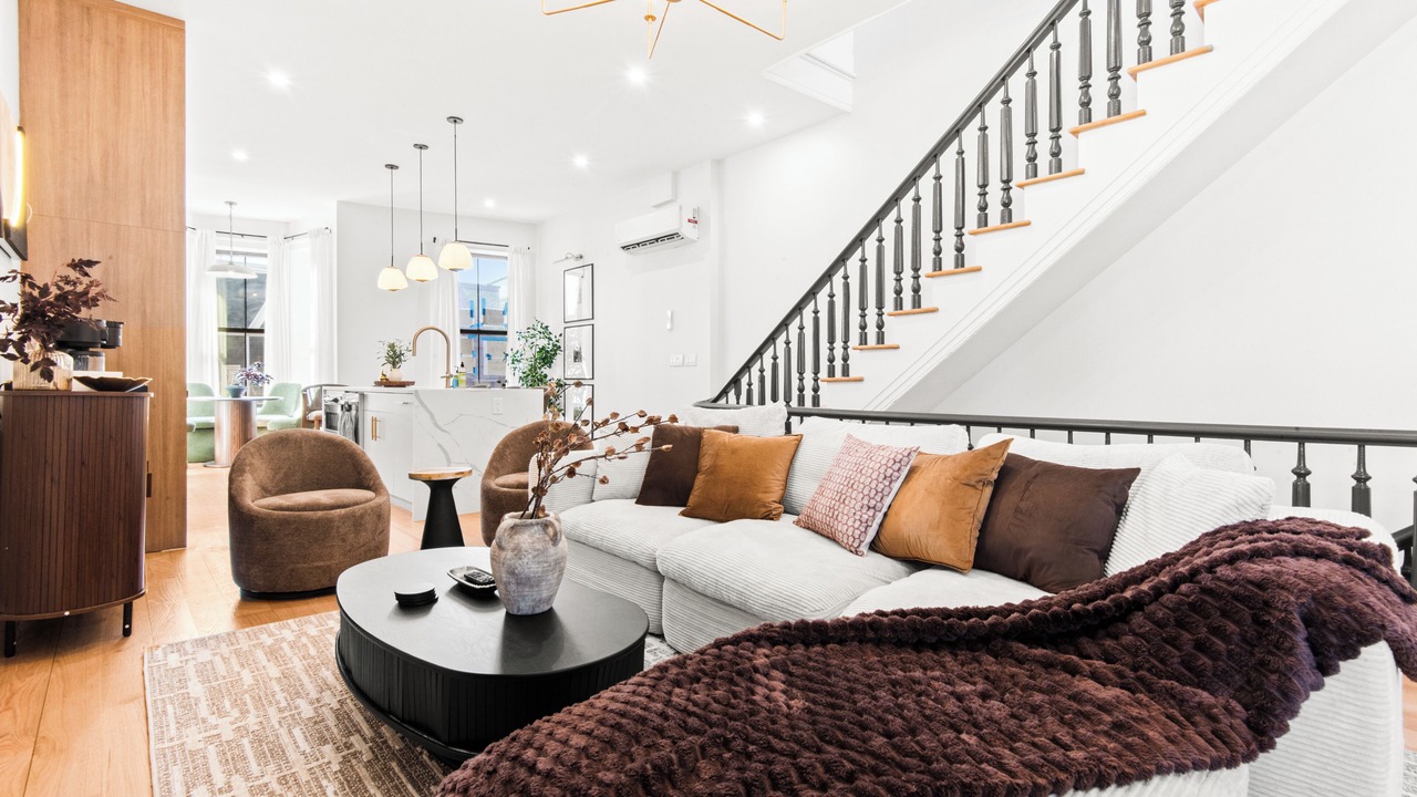 Photo of Livingroom in West Side