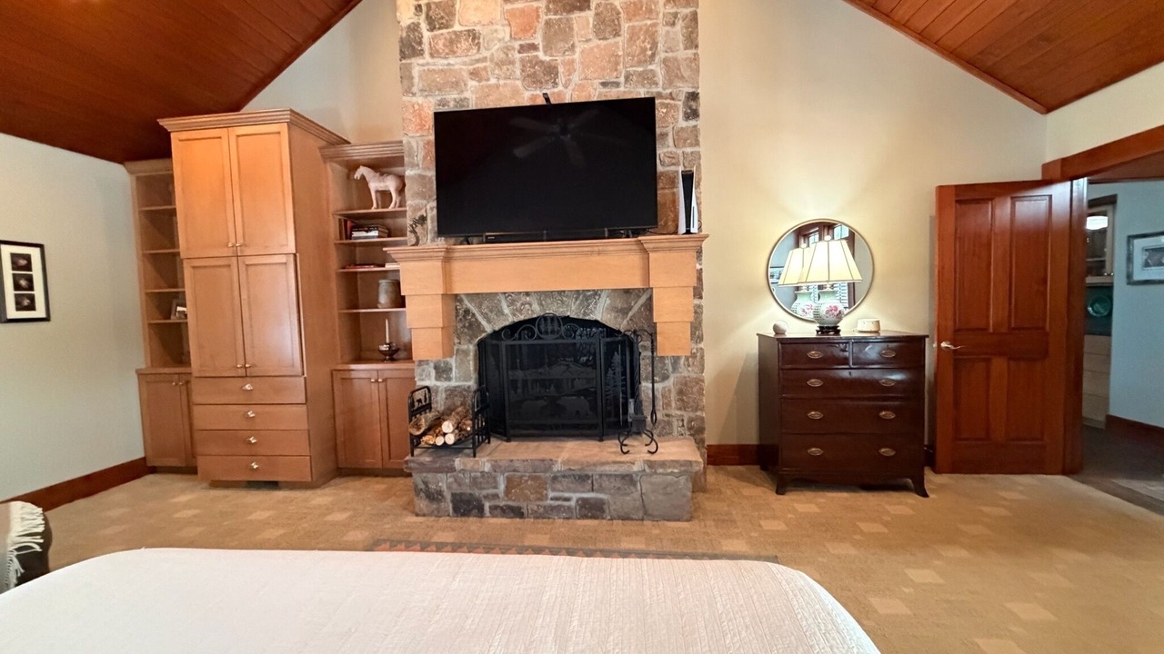 Photo of Bedroom in Story
