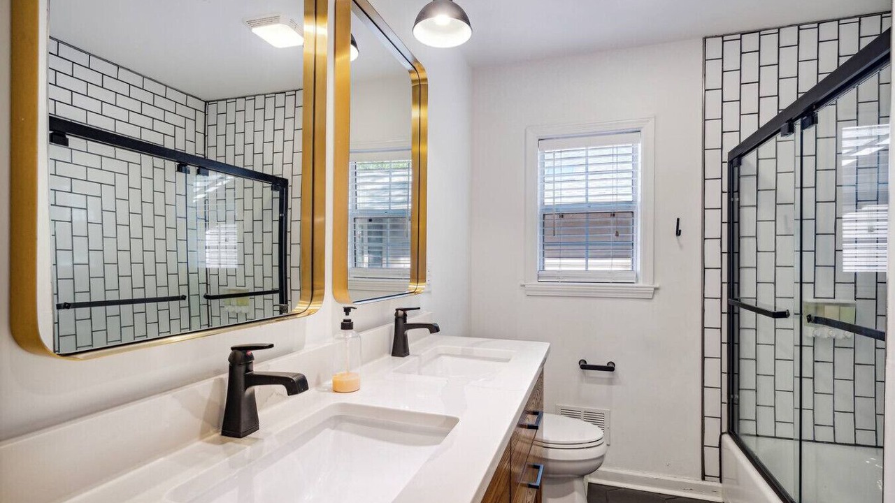Photo of Bathroom in Memphis