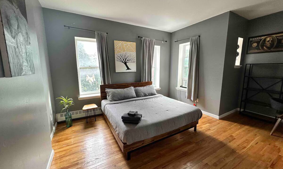 Photo of Bedroom in Crown Heights