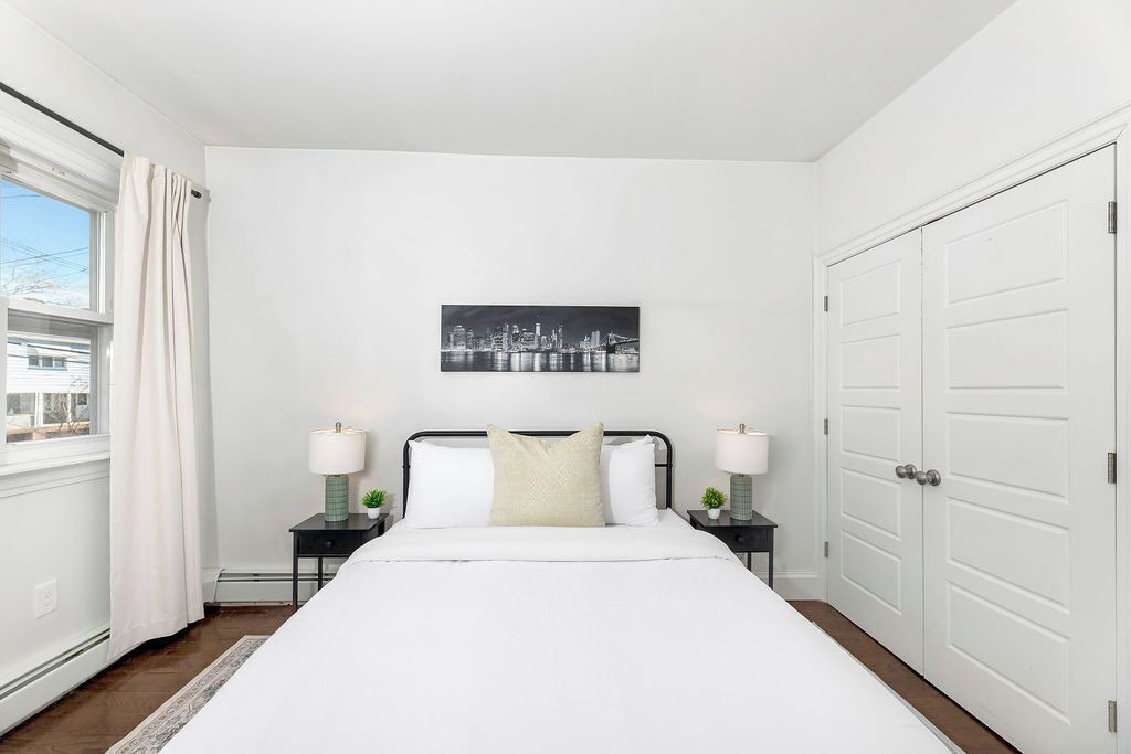 Photo of Bedroom in Bayonne
