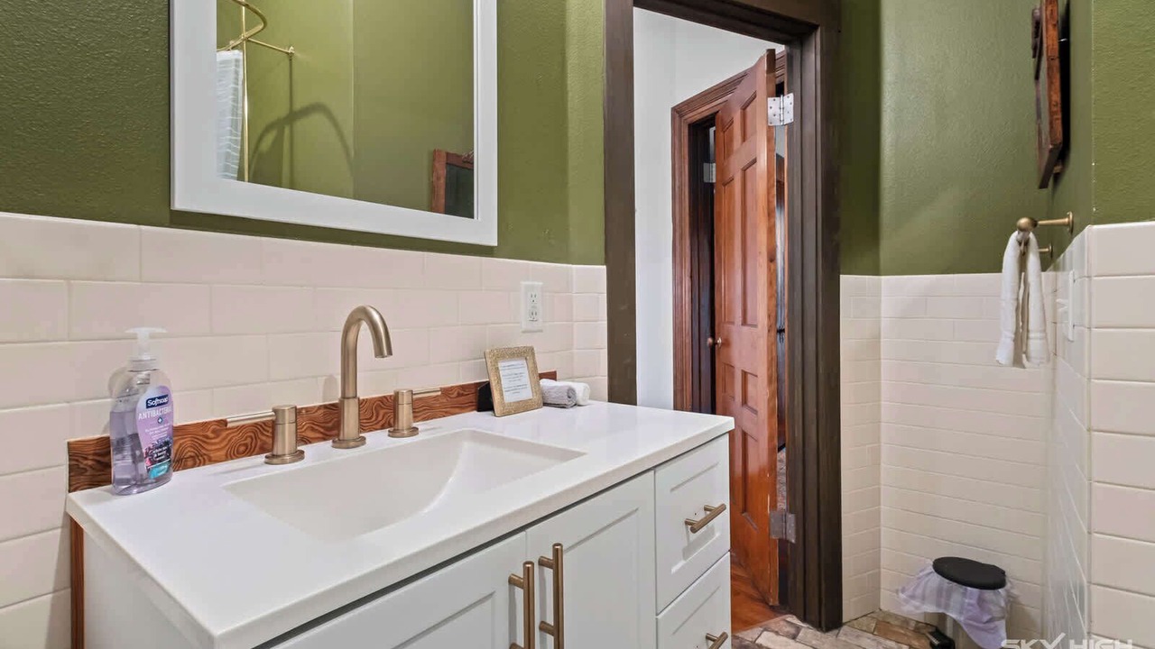 Photo of Bathroom in Rogers