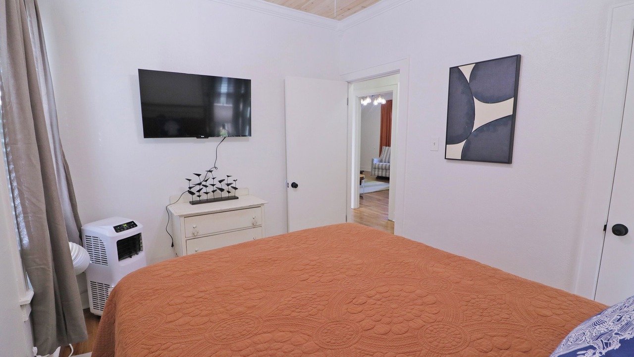 Photo of Bedroom in Monroe