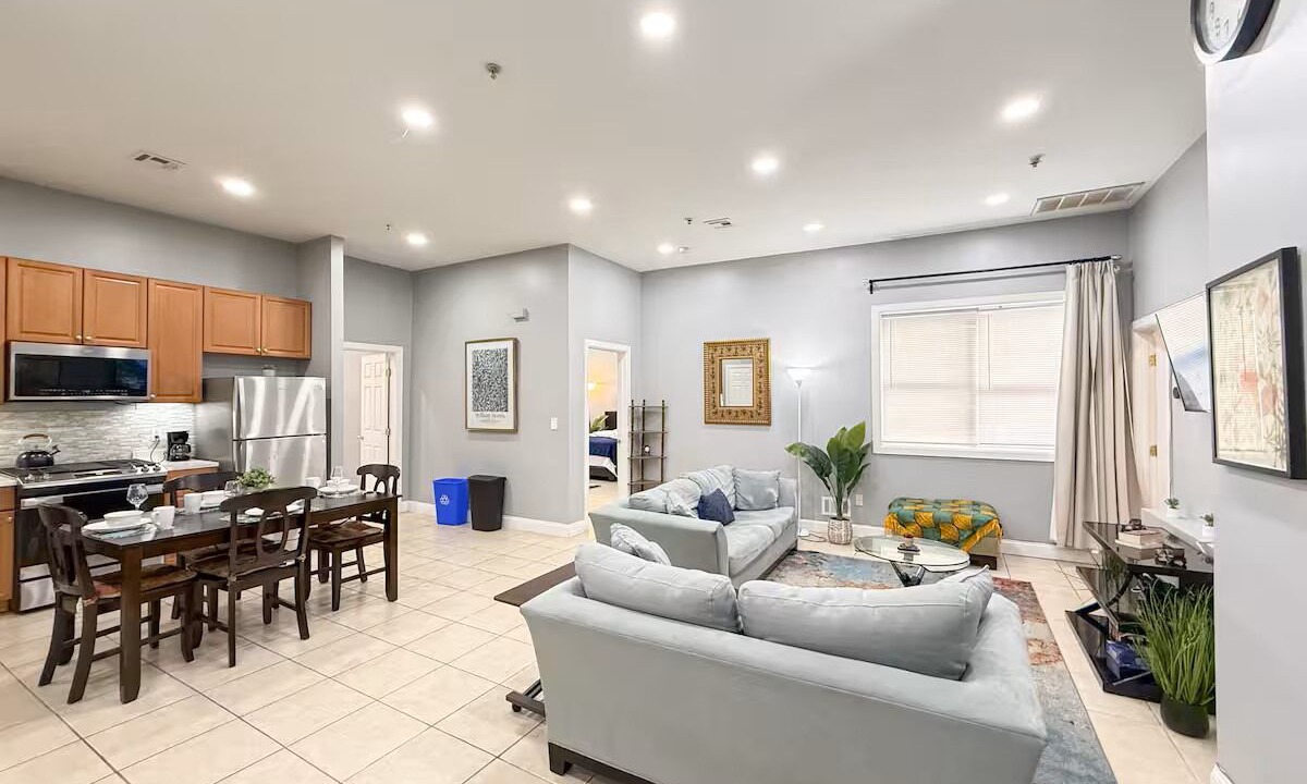 Photo of Livingroom in North Bergen