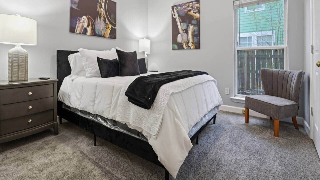 Photo of Bedroom in Uptown
