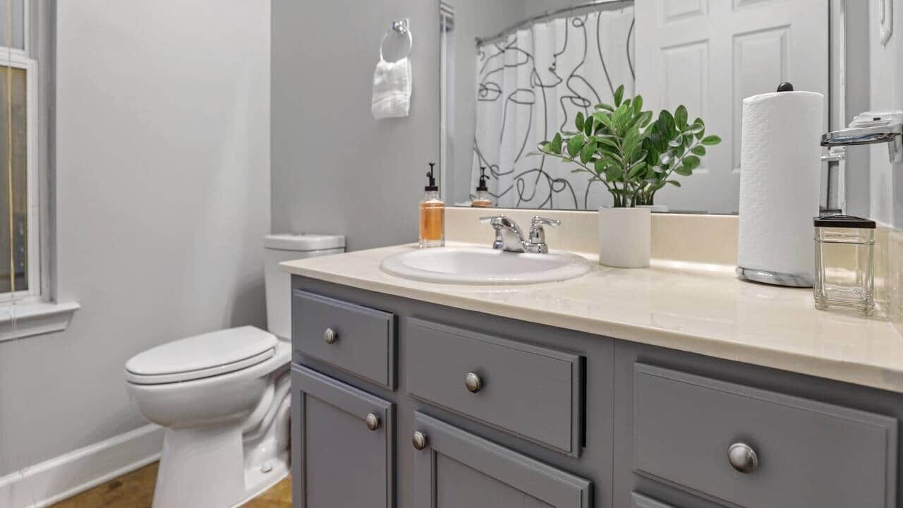 Photo of Bathroom in Uptown