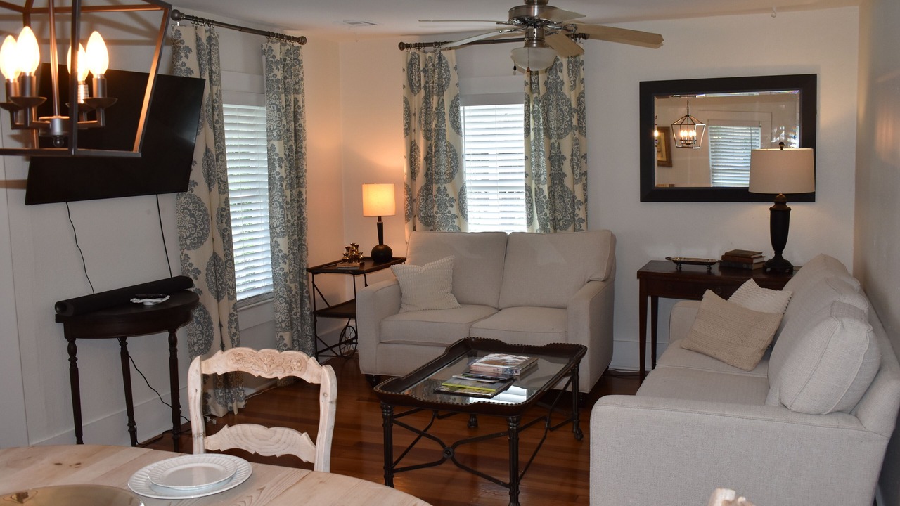 Photo of Livingroom in Rogers