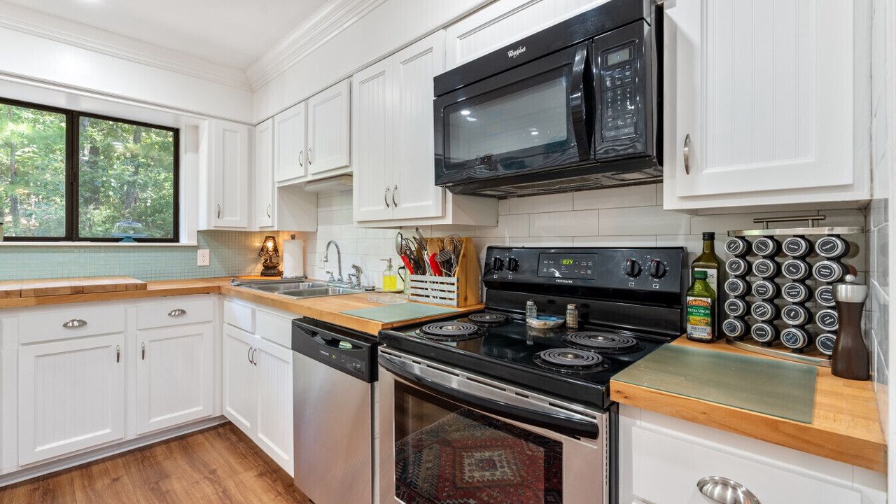 Photo of Kitchen in Shirley