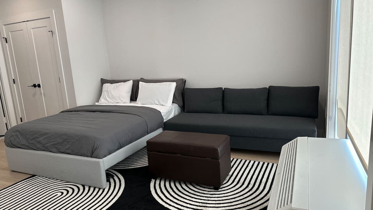 Photo of Bedroom in Historic Downtown