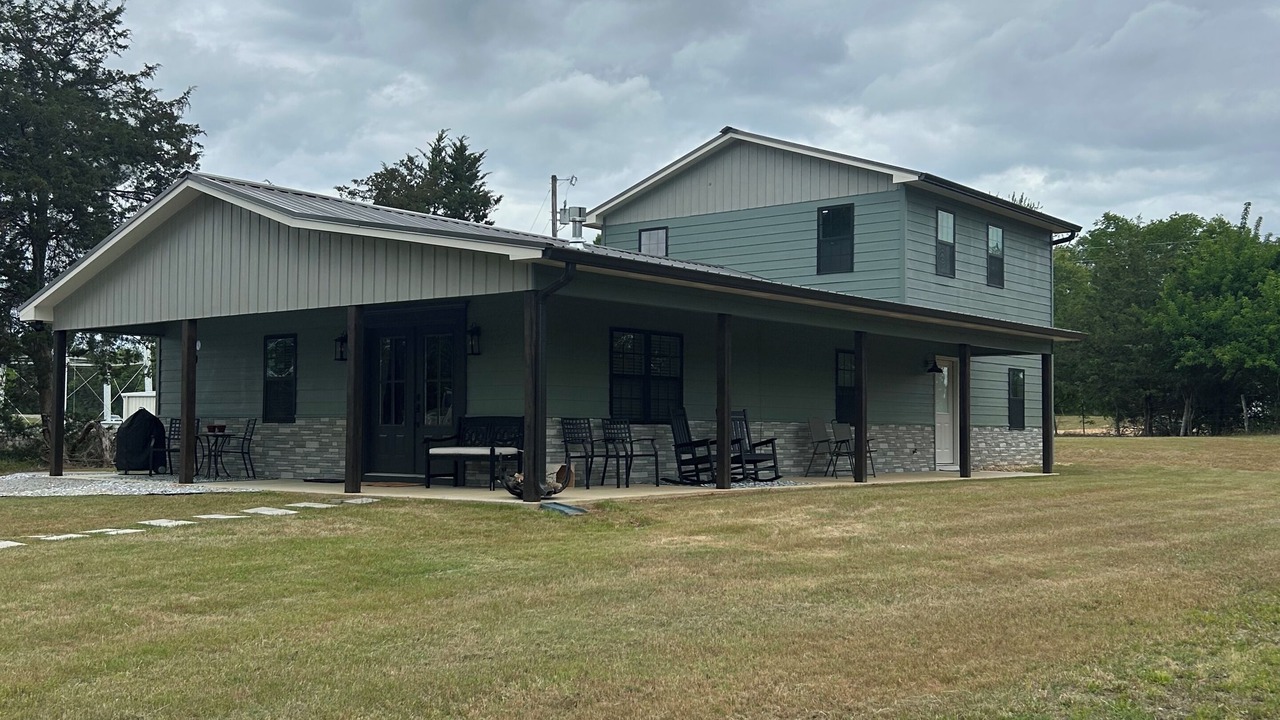 Photo of Outdoor in Starkville
