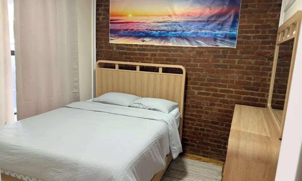 Photo of Bedroom in Weehawken