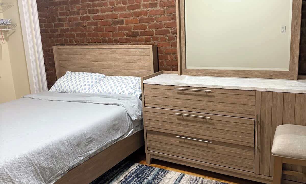 Photo of Bedroom in Weehawken