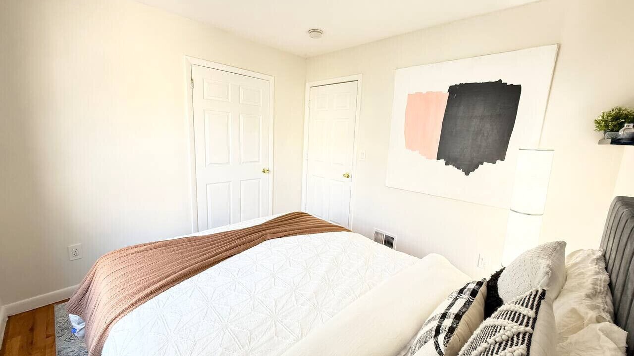 Photo of Bedroom in The Heights