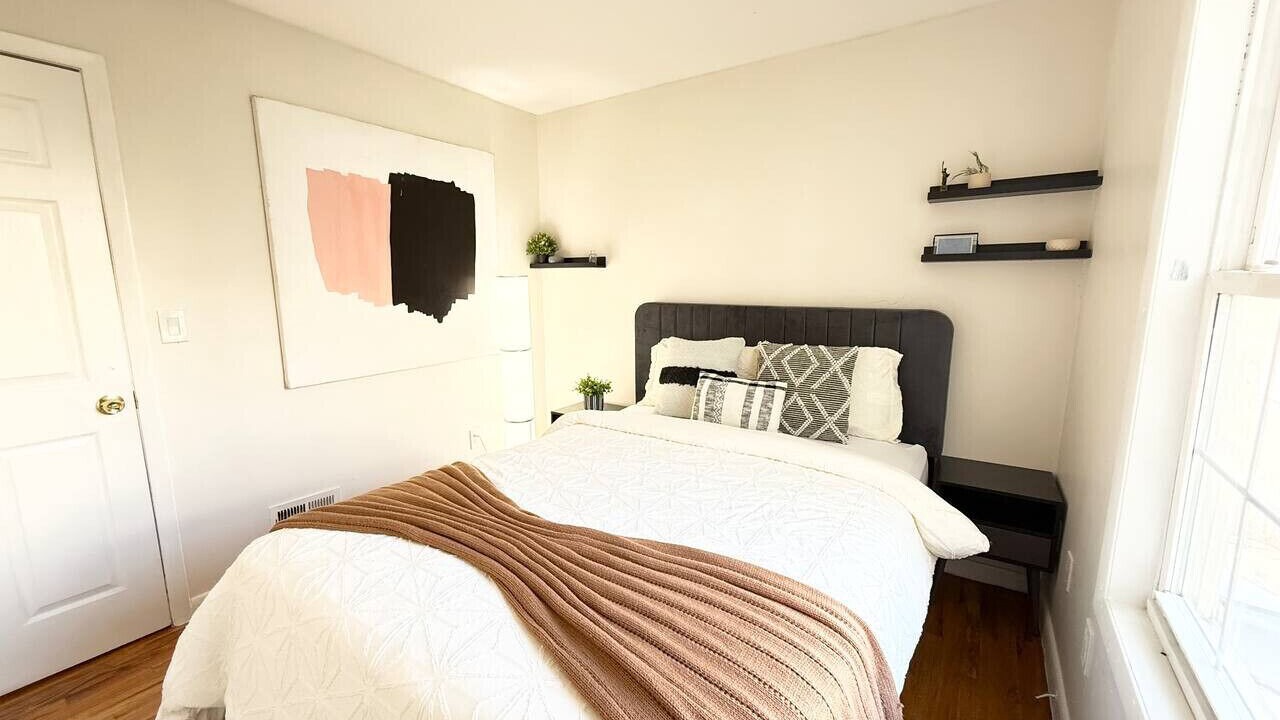 Photo of Bedroom in The Heights