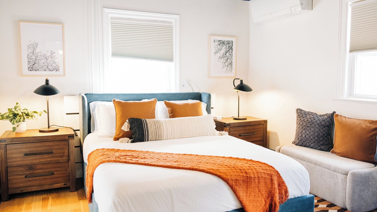 Photo of Bedroom in Historic Downtown