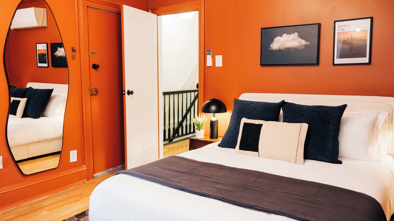 Photo of Bedroom in Historic Downtown