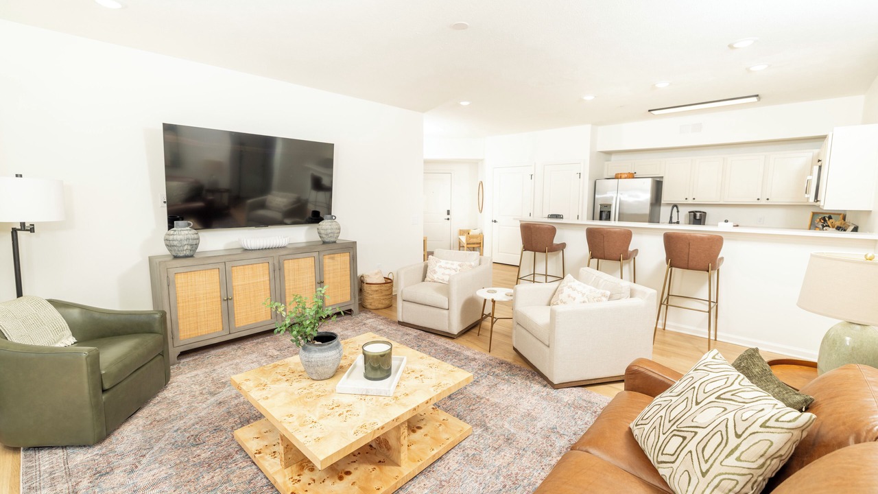 Photo of Livingroom in Starkville