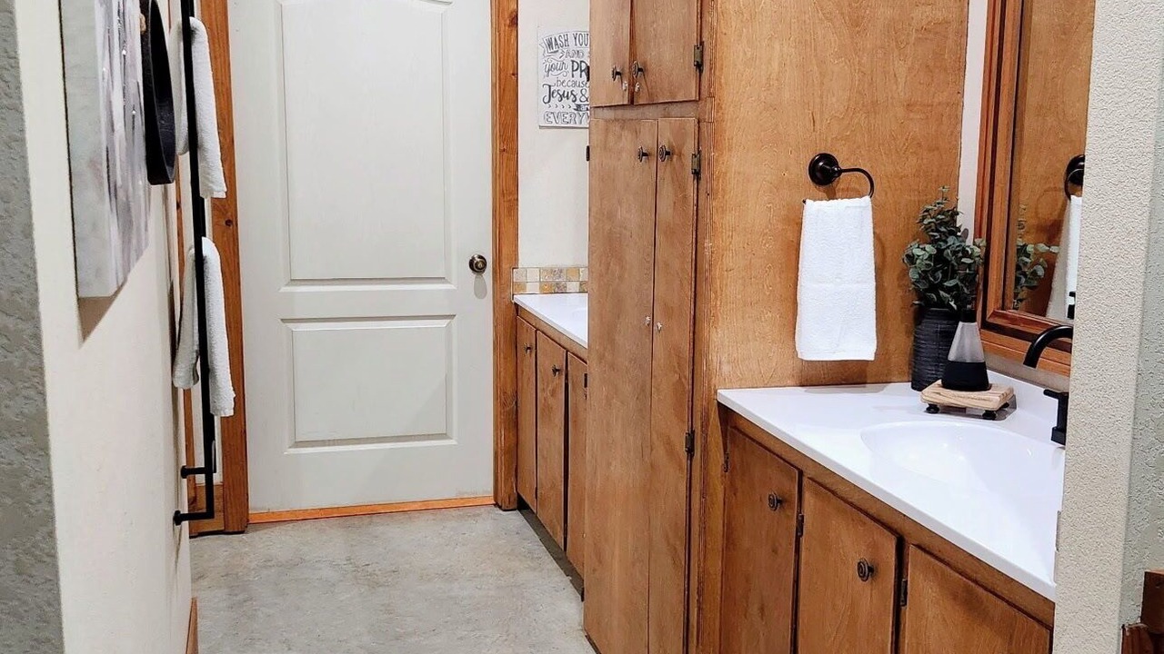 Photo of Bathroom in Glenwood