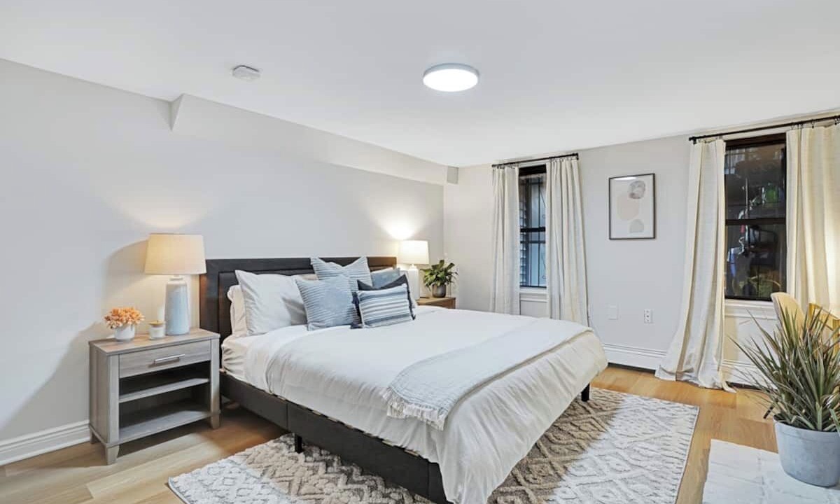 Photo of Bedroom in Historic Downtown