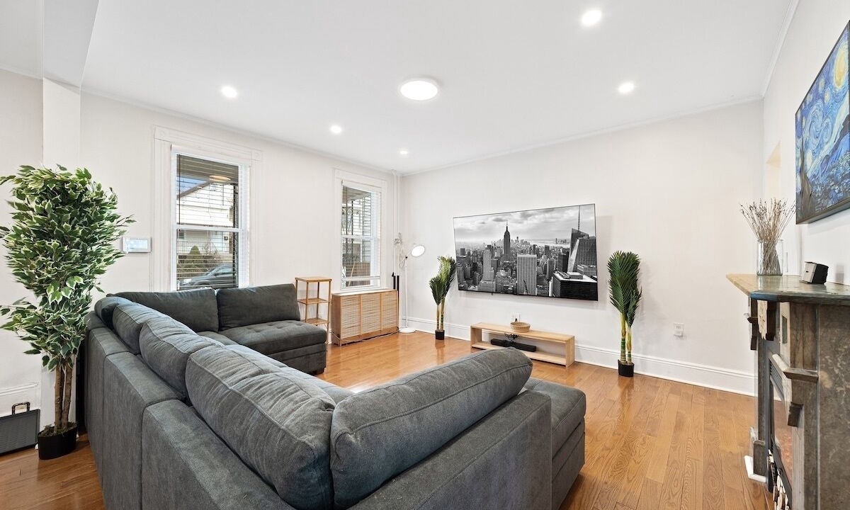 Photo of Livingroom in Greenville