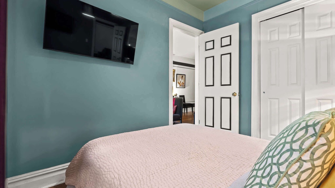 Photo of Bedroom in Manhattan Valley