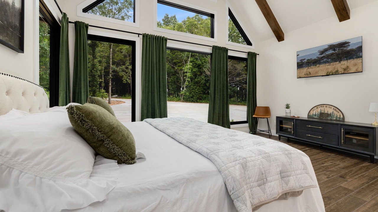 Photo of Bedroom in Cassville
