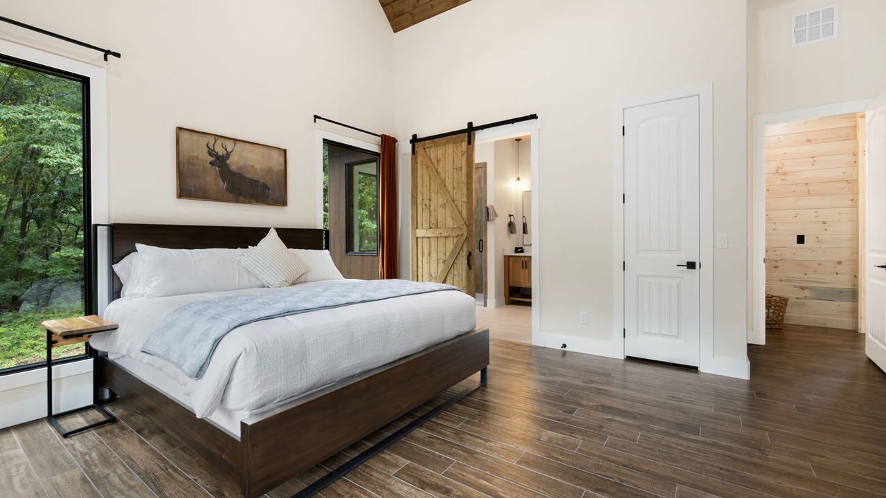 Photo of Bedroom in Cassville