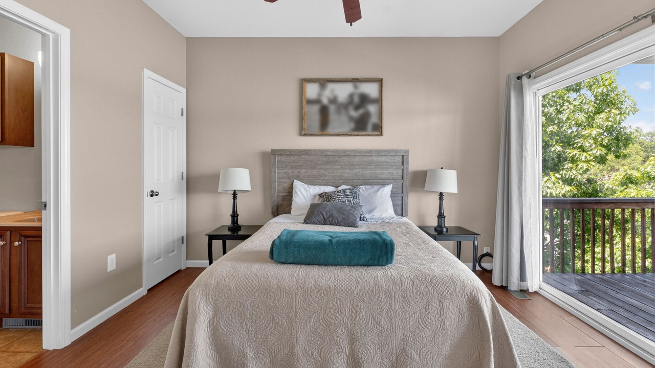 Photo of Bedroom in Lake of the Ozarks