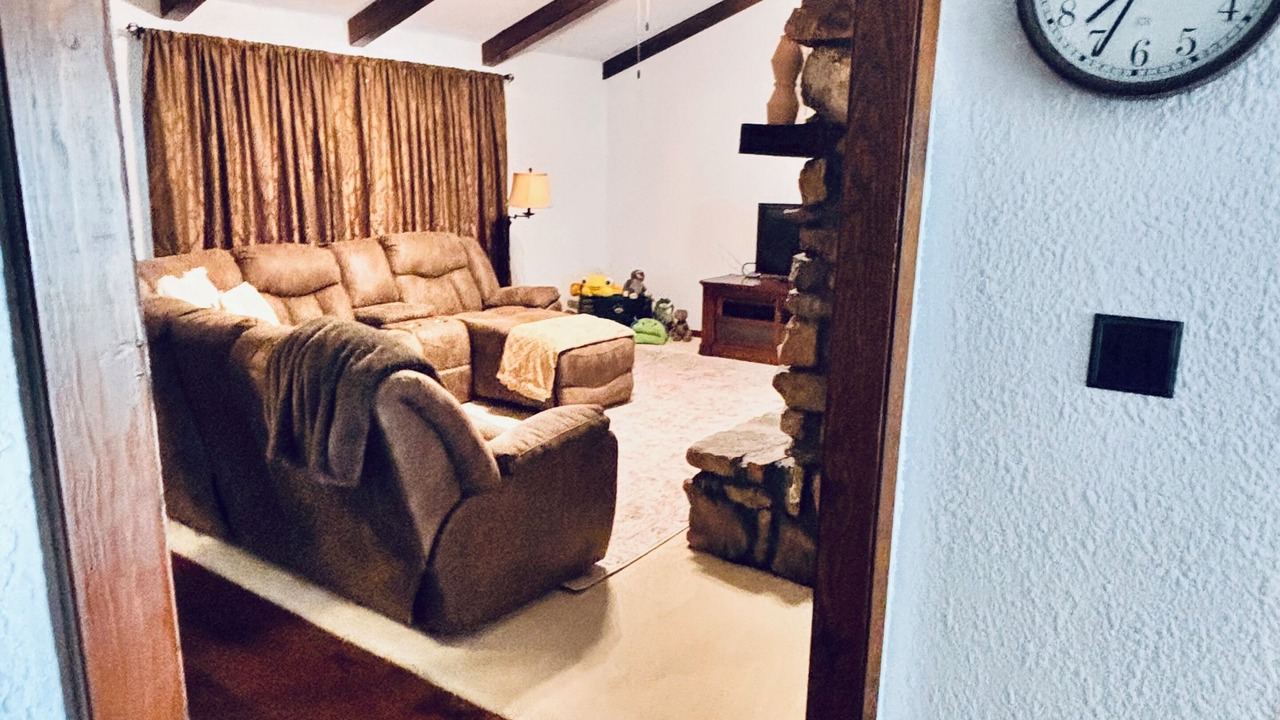 Photo of Livingroom in Paragould