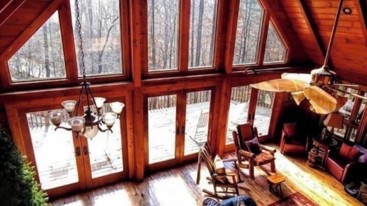 Photo of Livingroom in Lake Lure