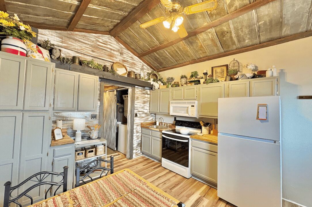 Photo of Kitchen in Clinton