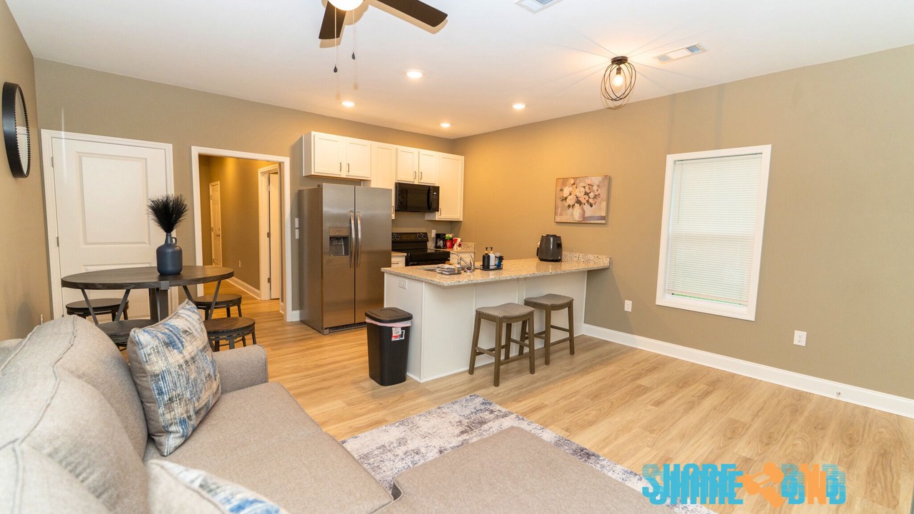Photo of Livingroom in Jacksonville