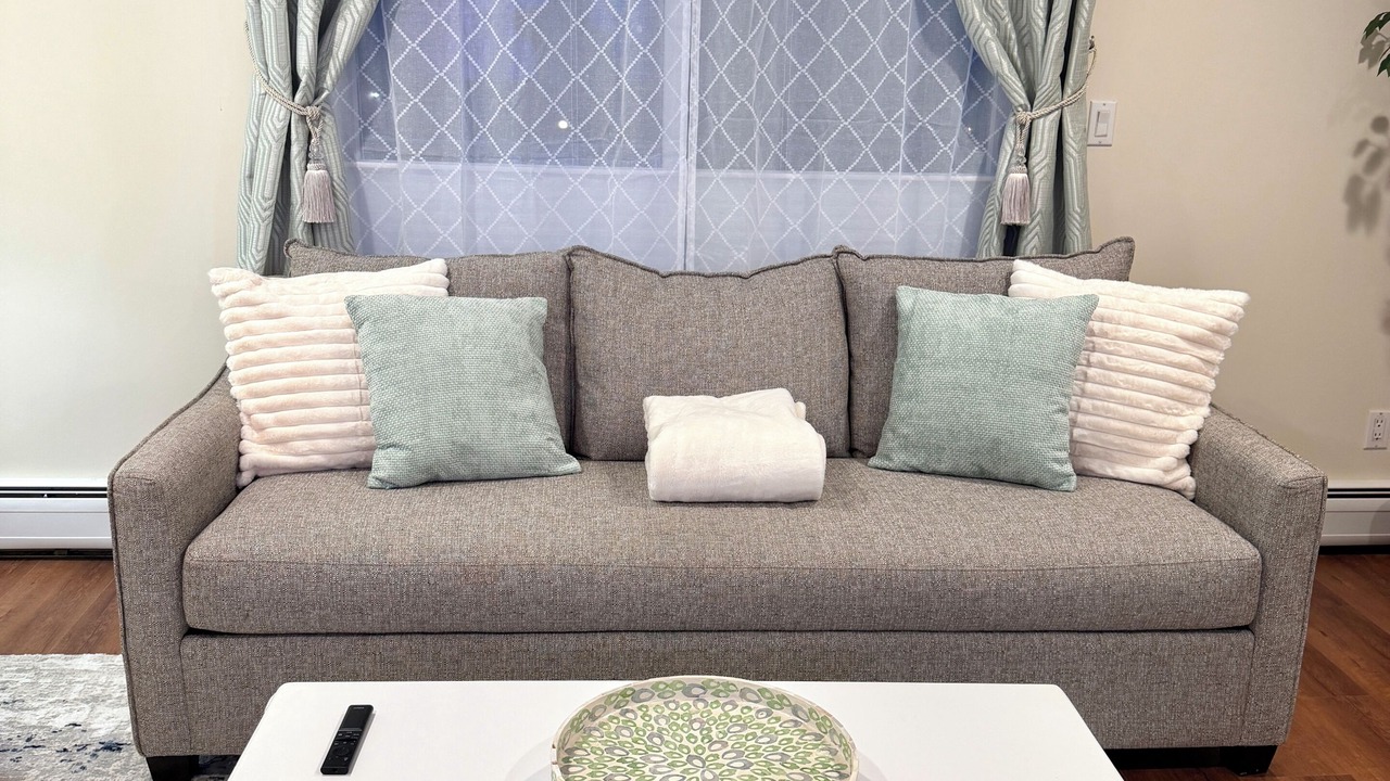Photo of Livingroom in West New York