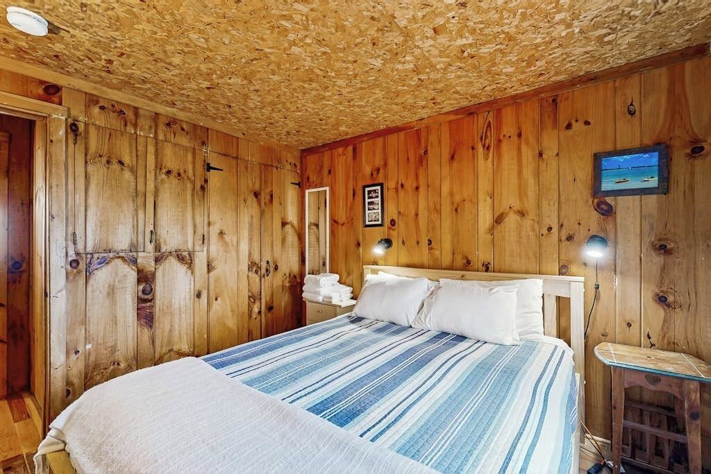 Photo of Bedroom in Malletts Bay