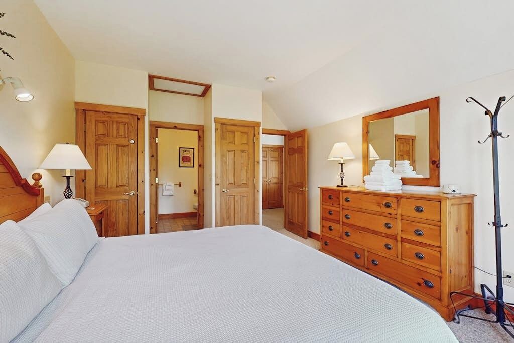 Photo of Bedroom in North Troy