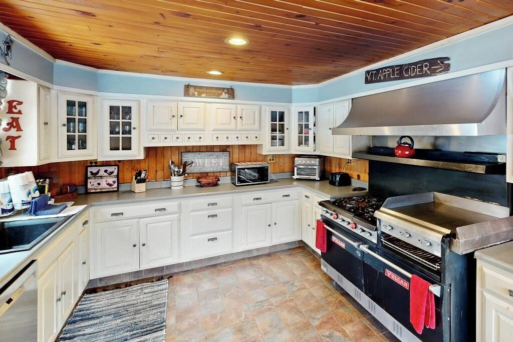 Photo of Kitchen in Londonderry