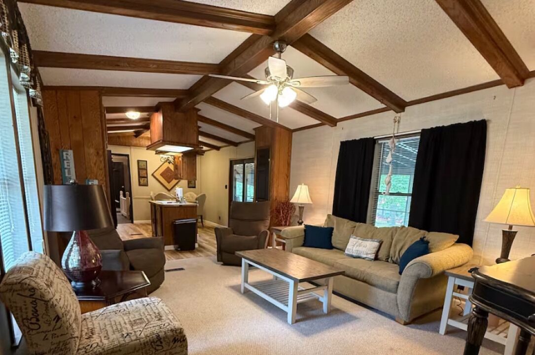 Photo of Livingroom in Lake of the Ozarks