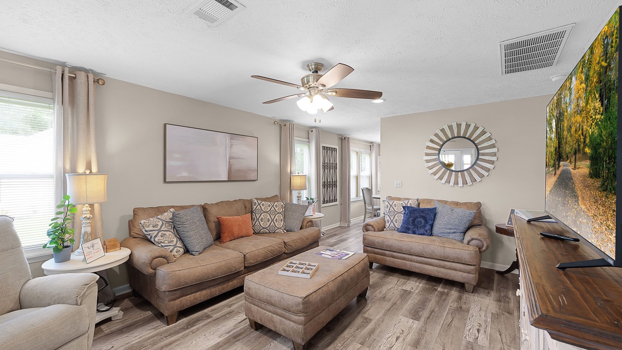 Photo of Livingroom in Jackson
