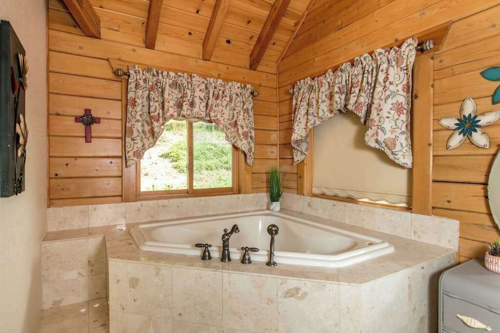 Photo of Bathroom in Rutherfordton