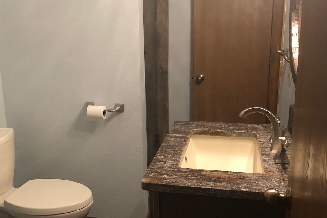 Photo of Bathroom in Lake of the Ozarks