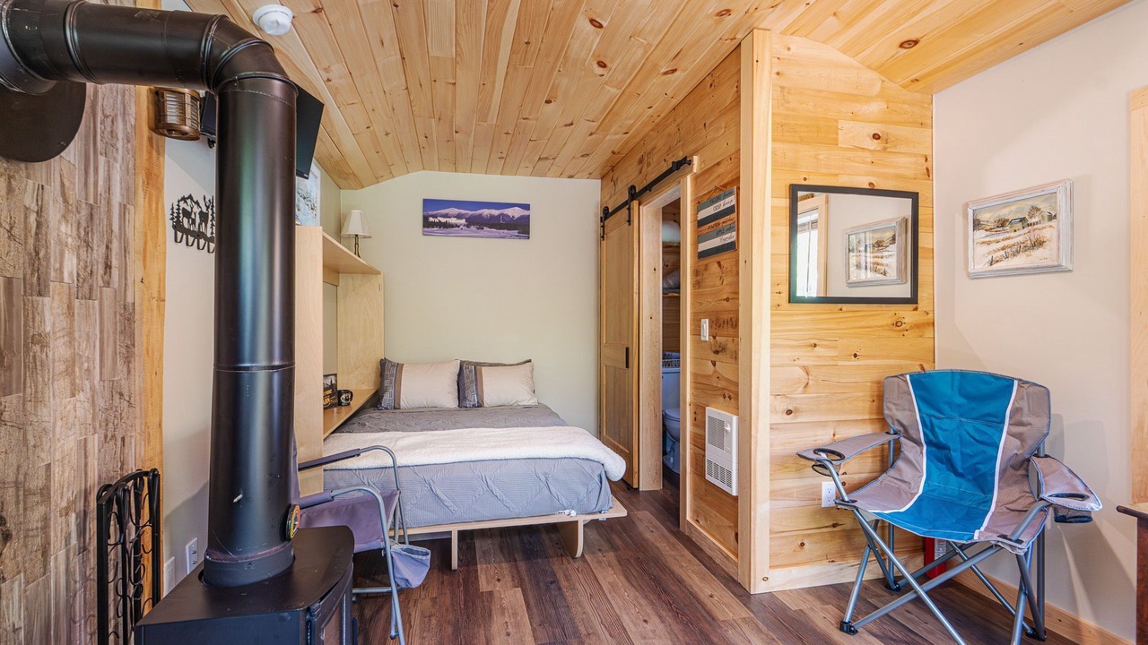 Photo of Bedroom in Bath