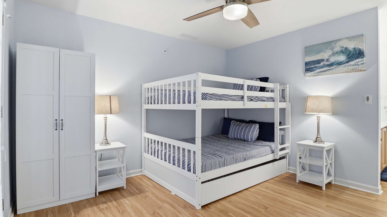 Photo of Bedroom in Village of Four Seasons