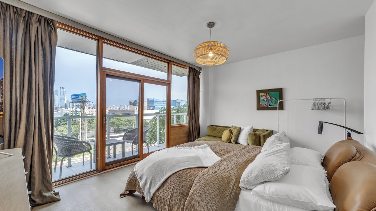 Photo of Bedroom in Weehawken