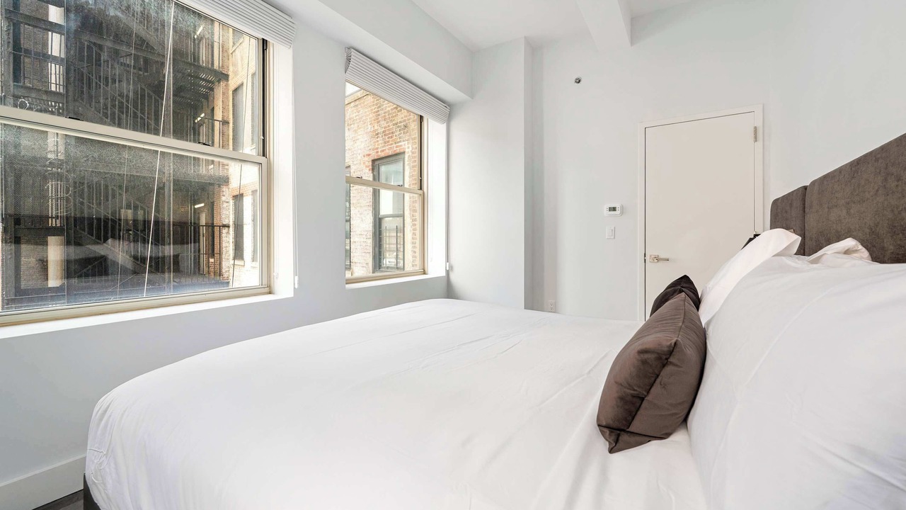 Photo of Bedroom in Financial District