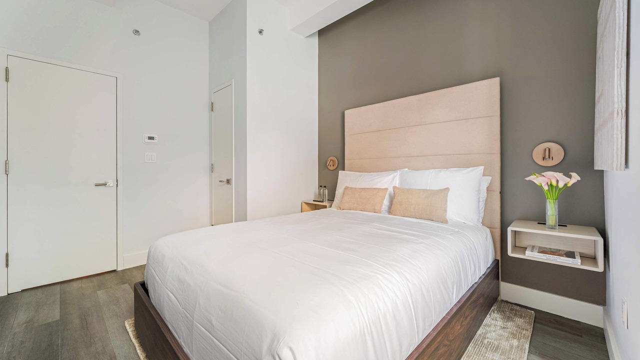 Photo of Bedroom in Financial District