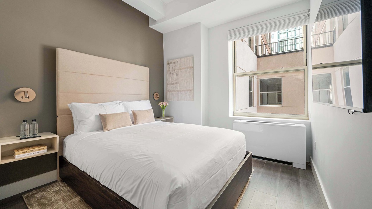 Photo of Bedroom in Financial District