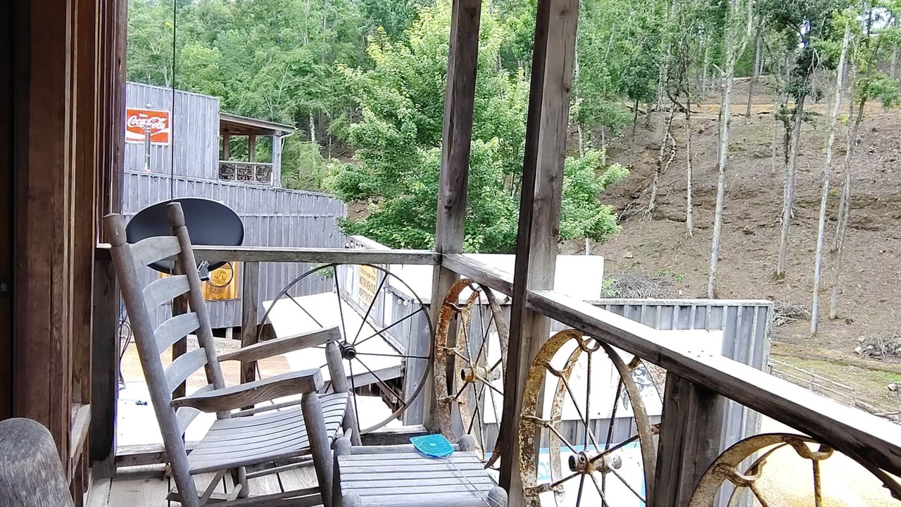 Photo of Patio Balcony in Morris Chapel
