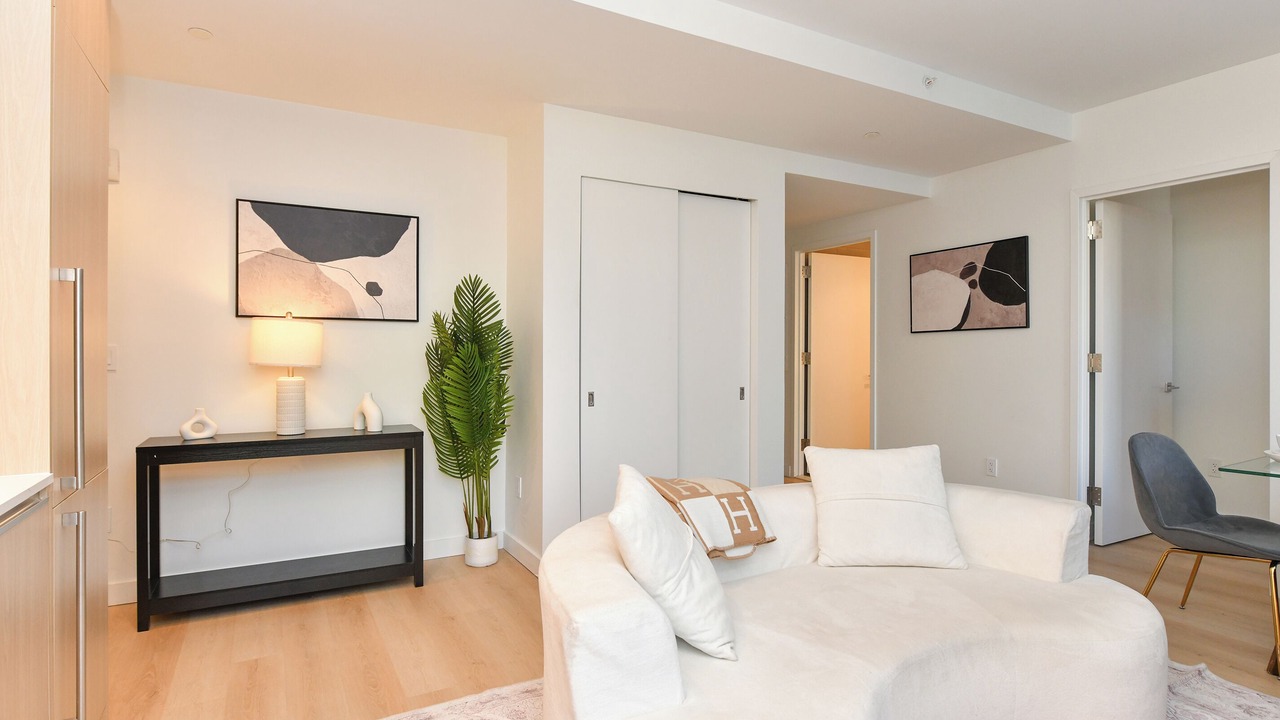Photo of Livingroom in Financial District